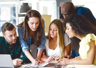 Estudiar turismo hoy en día. ¿Cómo se presenta el mercado laboral? Estudiar turismo hoy en día. ¿Cómo se presenta el mercado laboral?