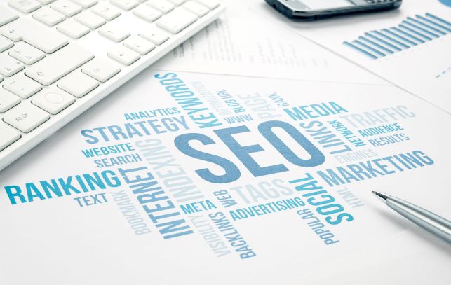 Factores que afectan al SEO: Diseño, estrategia de contenido, blog, keywords, marketing, links, html